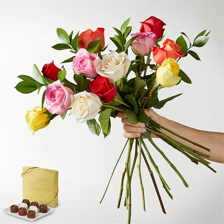 Mixed Roses Gift Sets 12 Roses and Chocolate